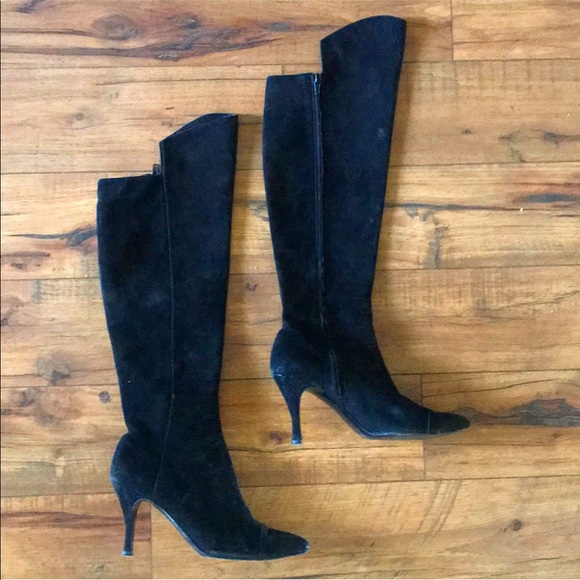 ✨Trade✨CHANEL black knee high suede boots - Picture 4 of 8